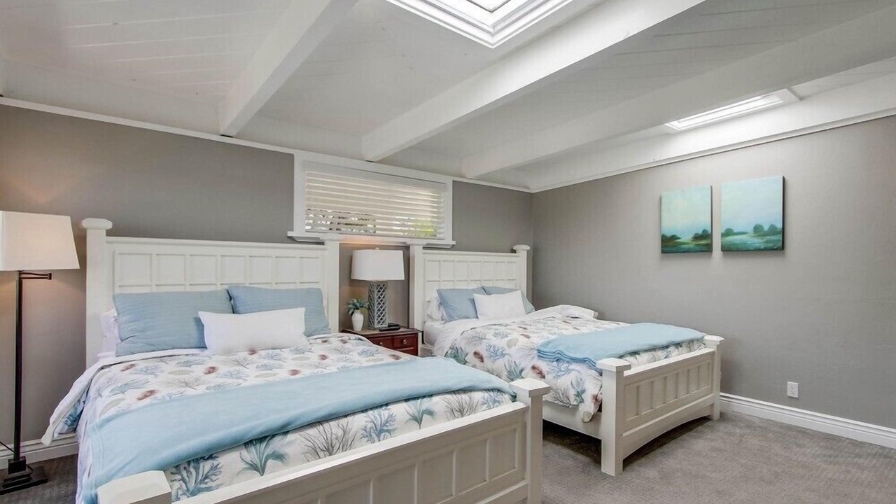 Photo of Bedroom in Sunset Cliffs