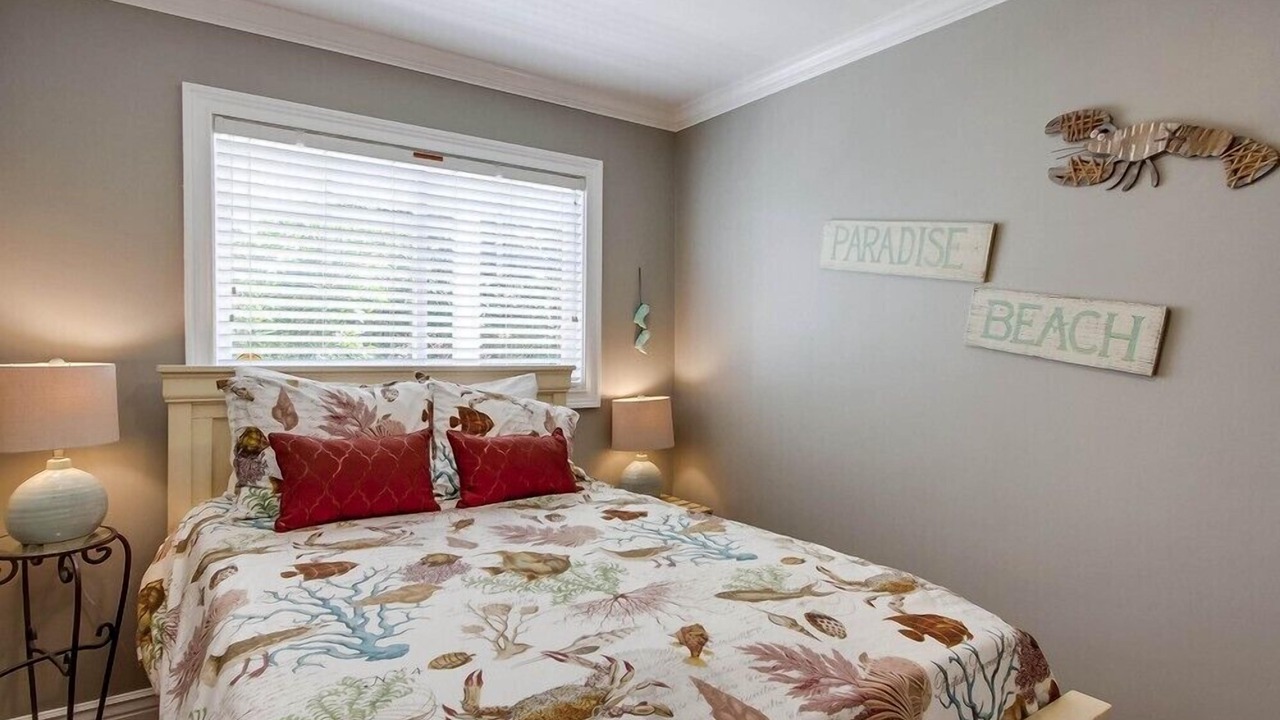 Photo of Bedroom in Sunset Cliffs