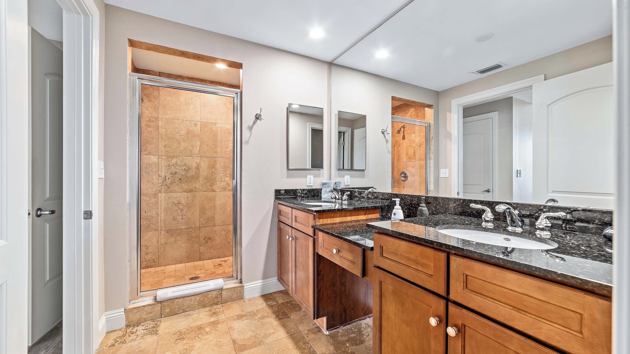 Photo of Bathroom in Ono Island