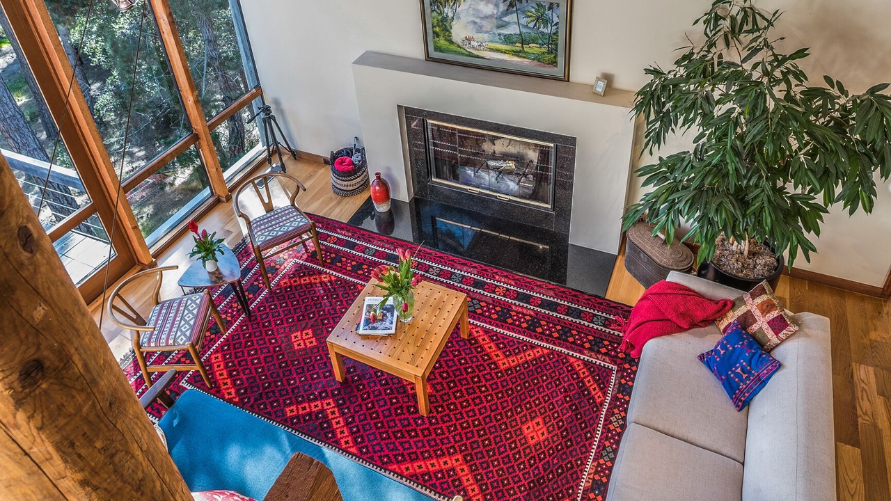 Photo of Bedroom in Del Monte Forest