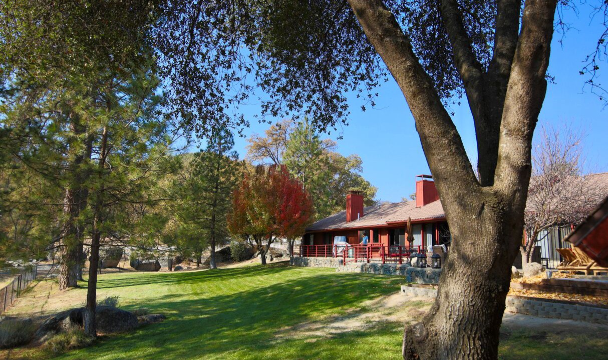Photo of Others in Oakhurst