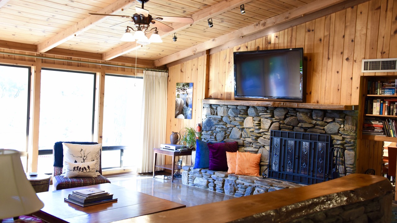 Photo of Livingroom in Oakhurst