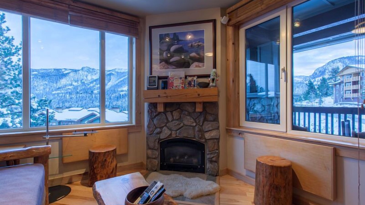 Photo of Livingroom in Mammoth Lakes