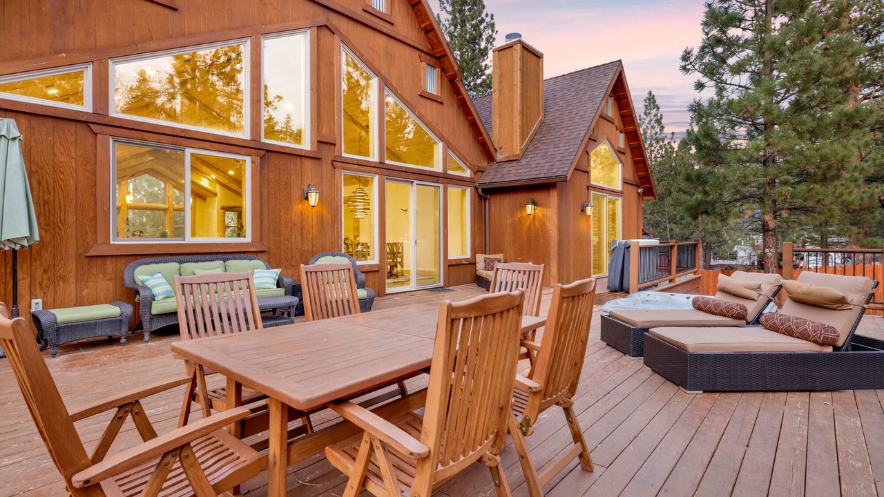 Photo of Outdoor in Evergreen Estates