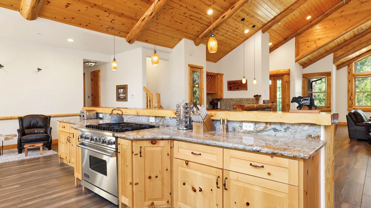Photo of Kitchen in Evergreen Estates