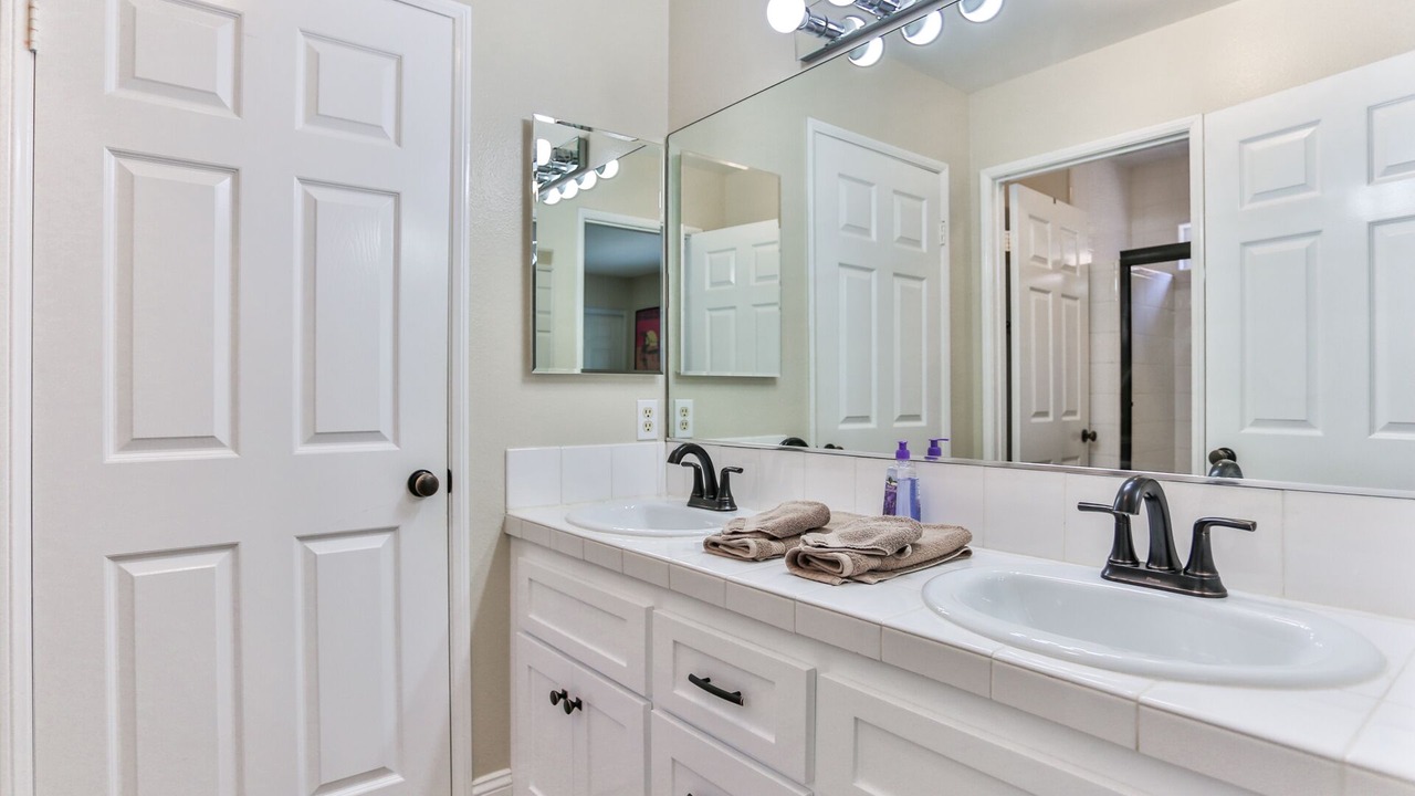 Photo of Bathroom in Huntington Beach