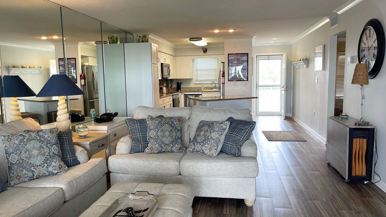 Photo of Bedroom in Orange Beach East
