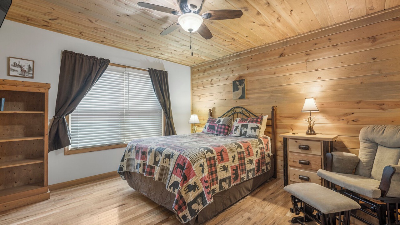 Photo of Bedroom in Andrews