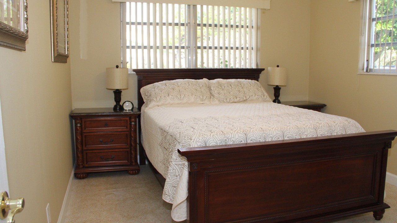 Photo of Bedroom in Deerfield Beach