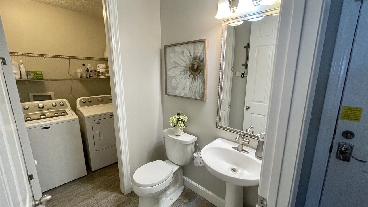 Photo of Bedroom in Orange Beach East