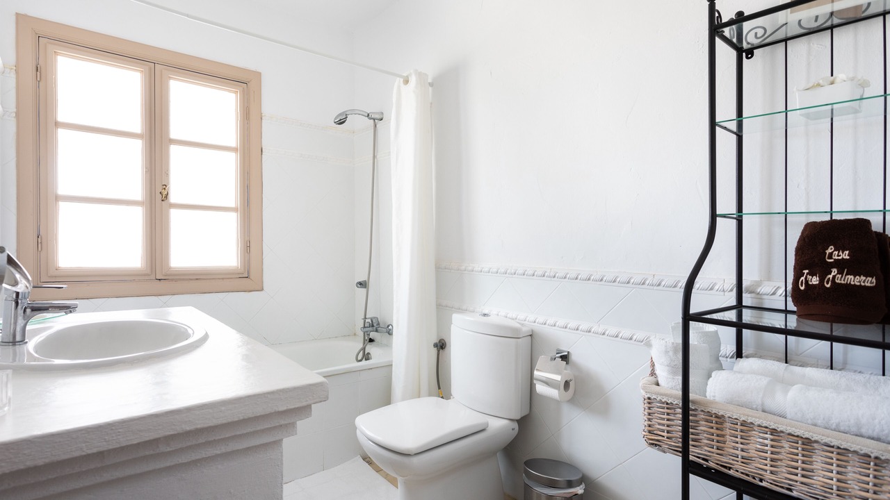 Photo of Bathroom in Adeje