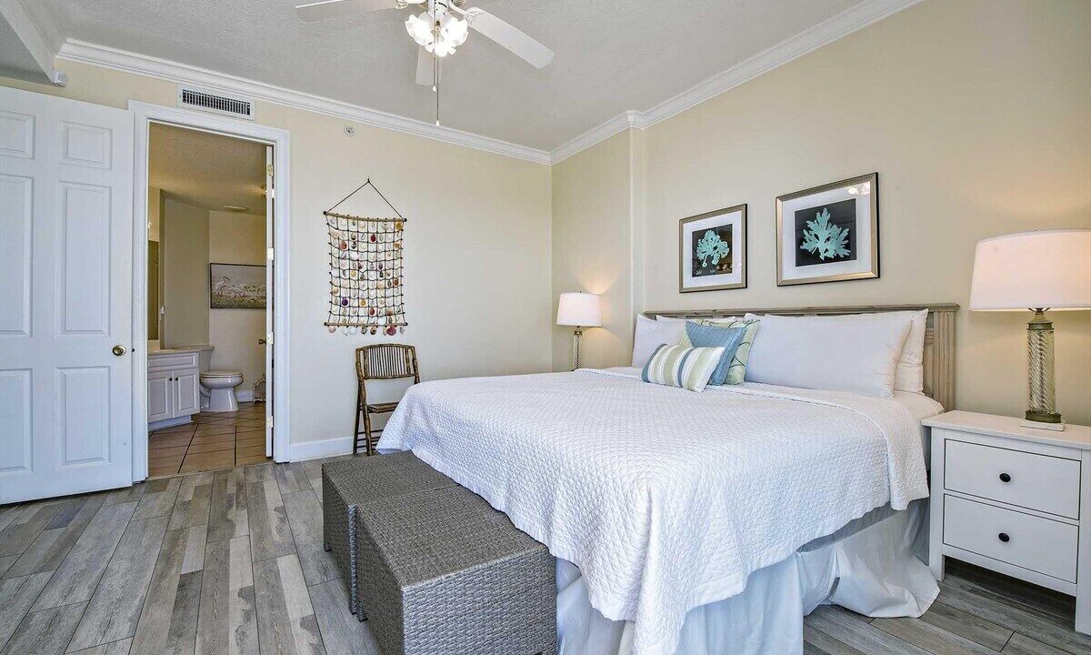 Photo of Bedroom in Orange Beach East