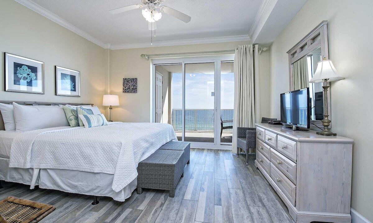 Photo of Bedroom in Orange Beach East