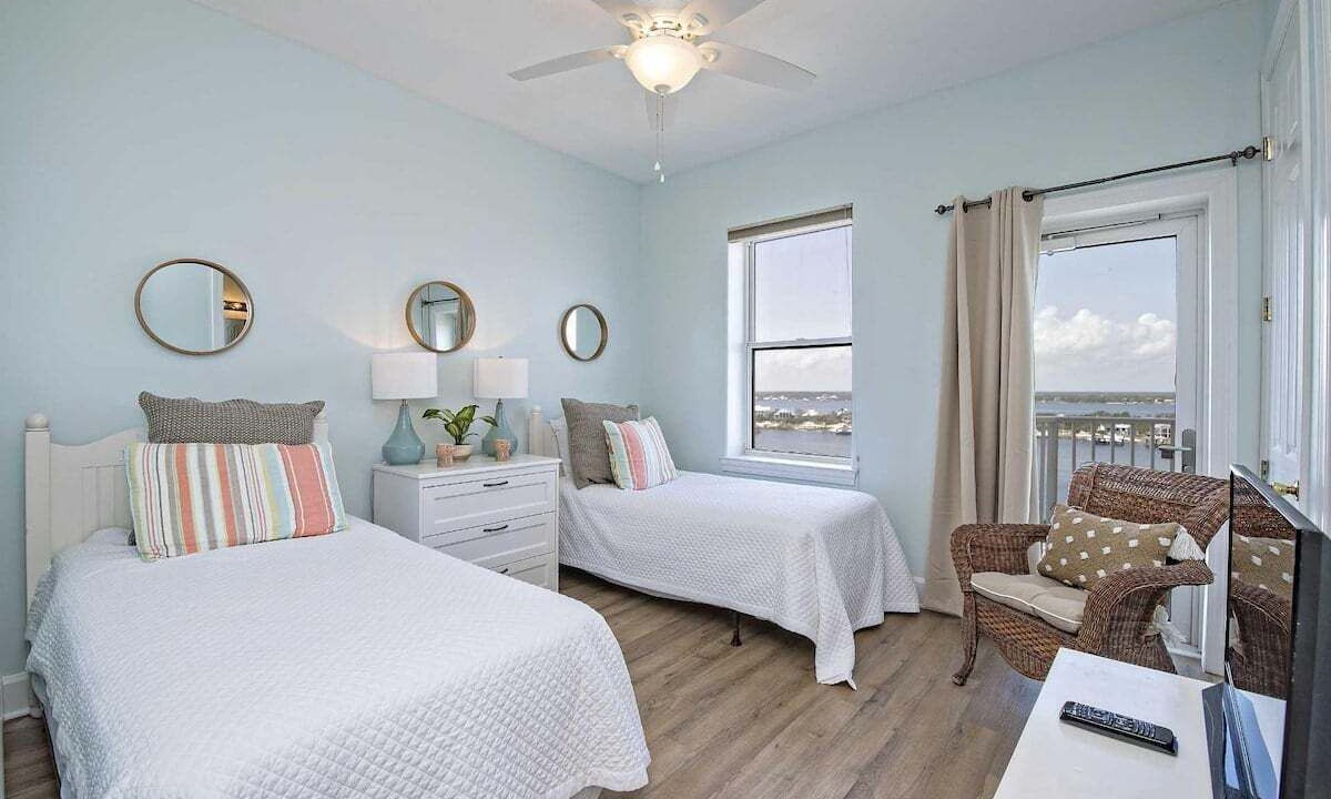 Photo of Bedroom in Orange Beach East