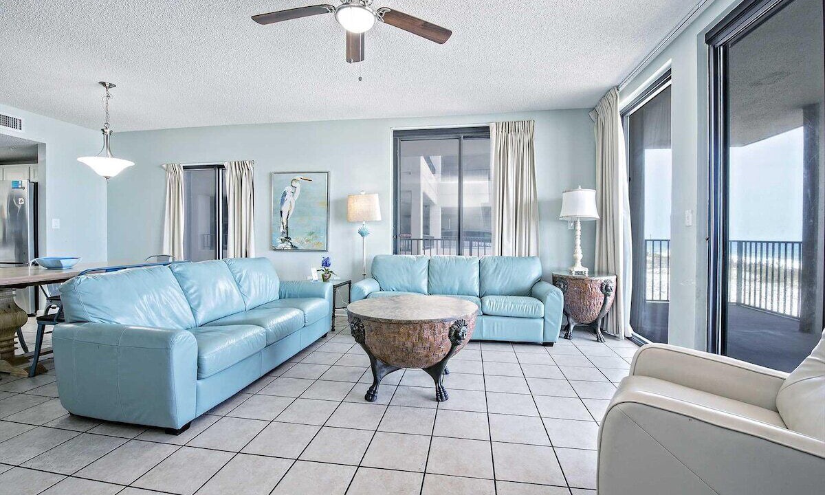 Photo of Livingroom in Orange Beach East