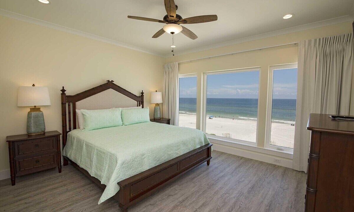 Photo of Bedroom in Gulf Shores