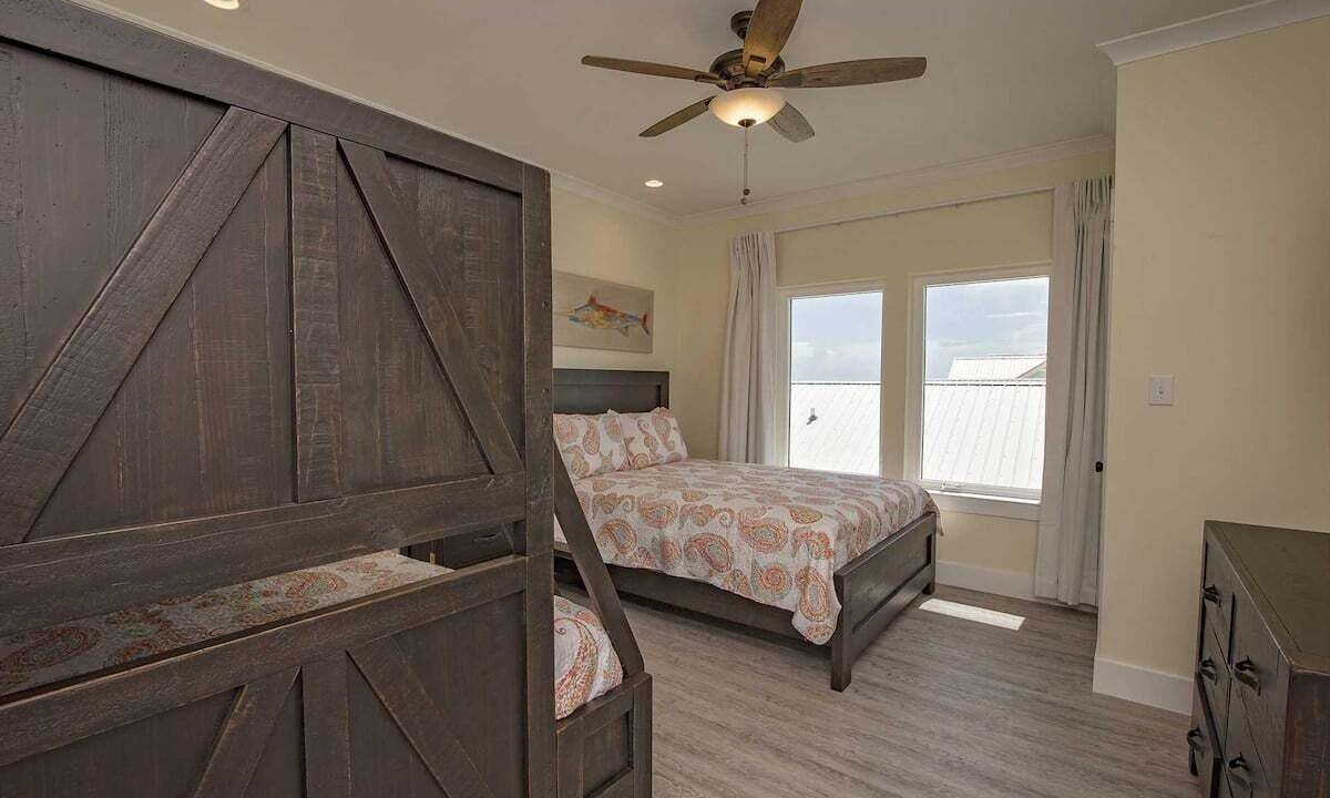 Photo of Bedroom in Gulf Shores