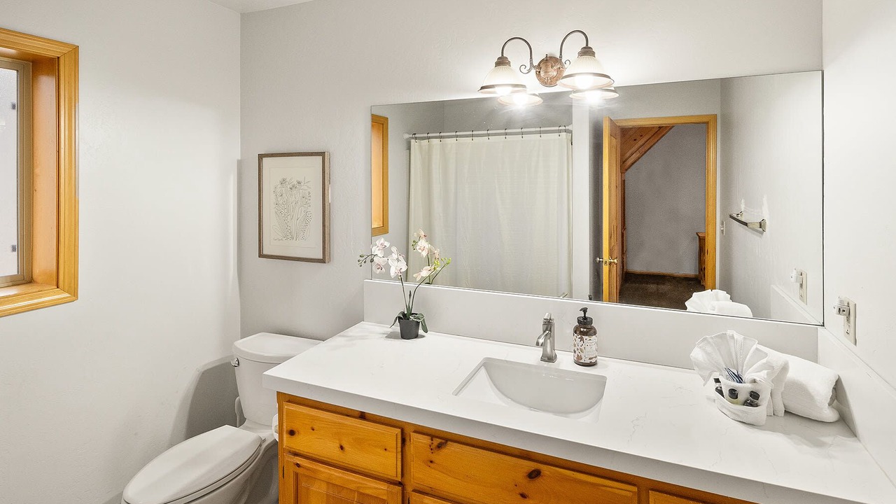 Photo of Bathroom in Summit Estates