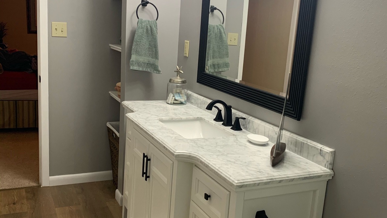 Photo of Bathroom in Dauphin Island