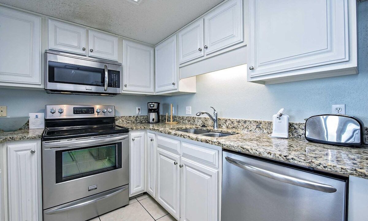 Photo of Kitchen in Orange Beach