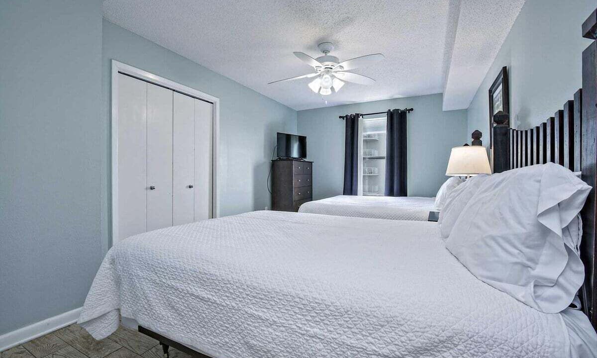 Photo of Bedroom in Orange Beach