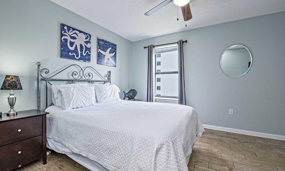 Photo of Bedroom in Orange Beach