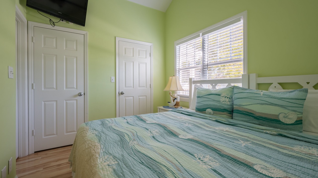 Photo of Bedroom in Bahama Village