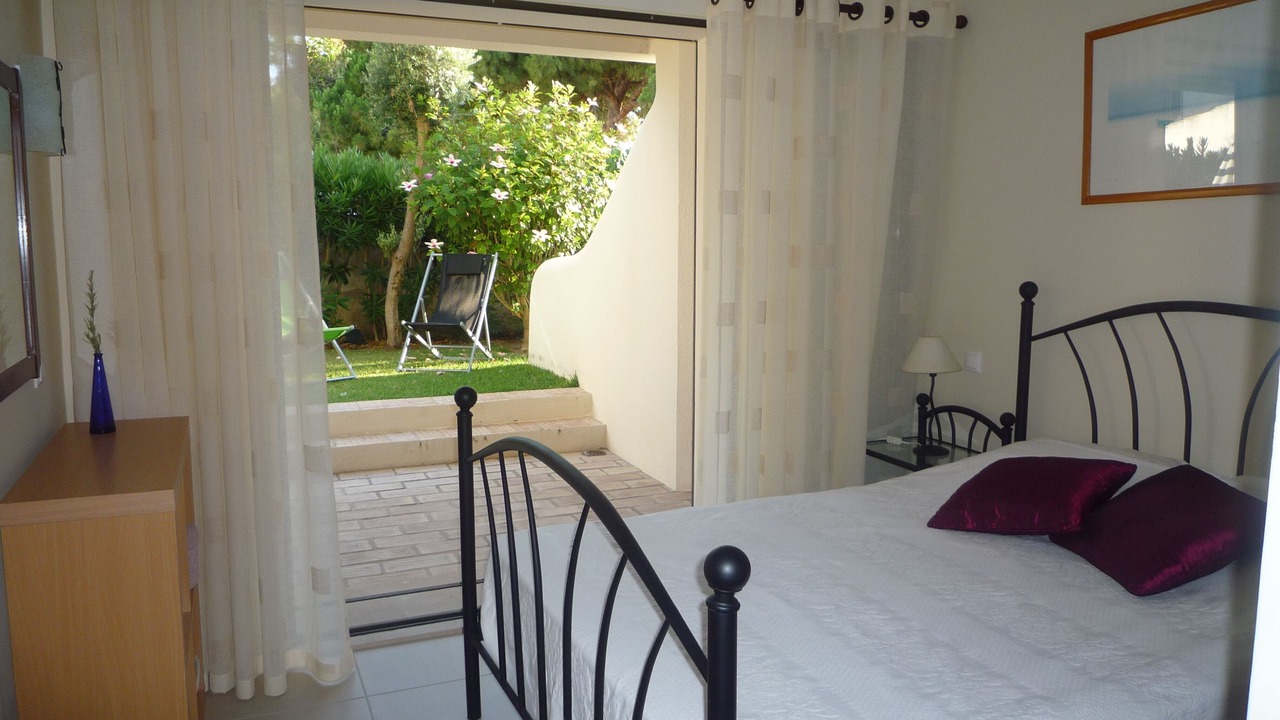 Photo of Bedroom in Alporchinhos