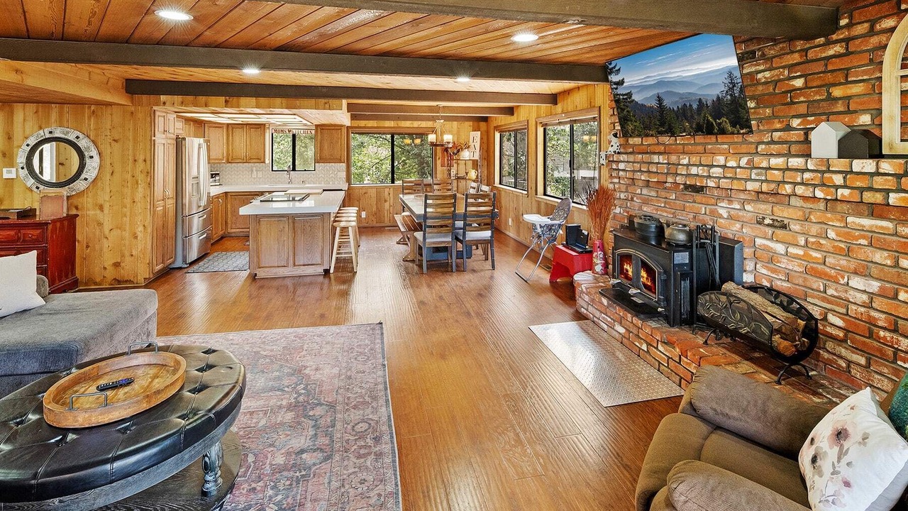 Photo of Others in Summit Estates