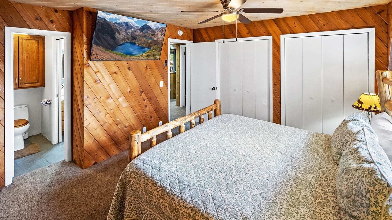 Photo of Bathroom in Summit Estates