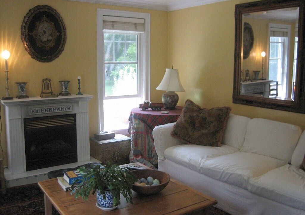 Photo of Livingroom in Bantam