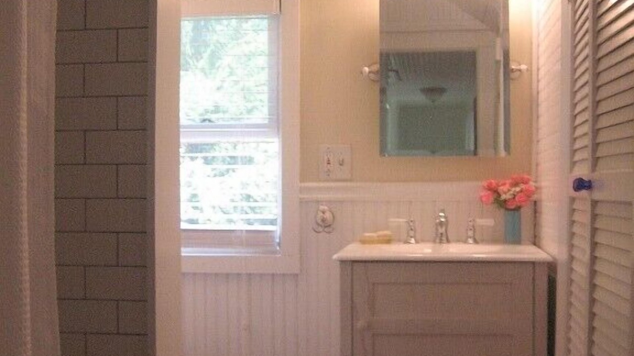 Photo of Bathroom in Bantam
