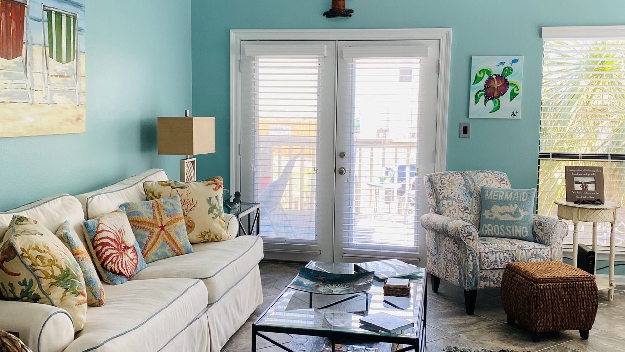 Photo of Livingroom in Ono Island