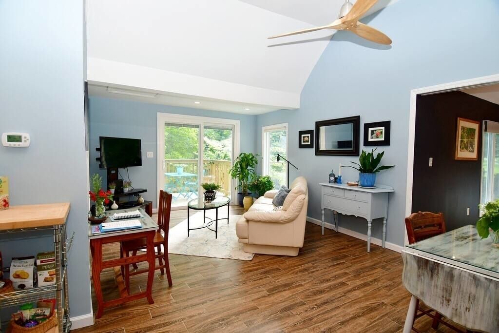 Photo of Livingroom in Bellvale