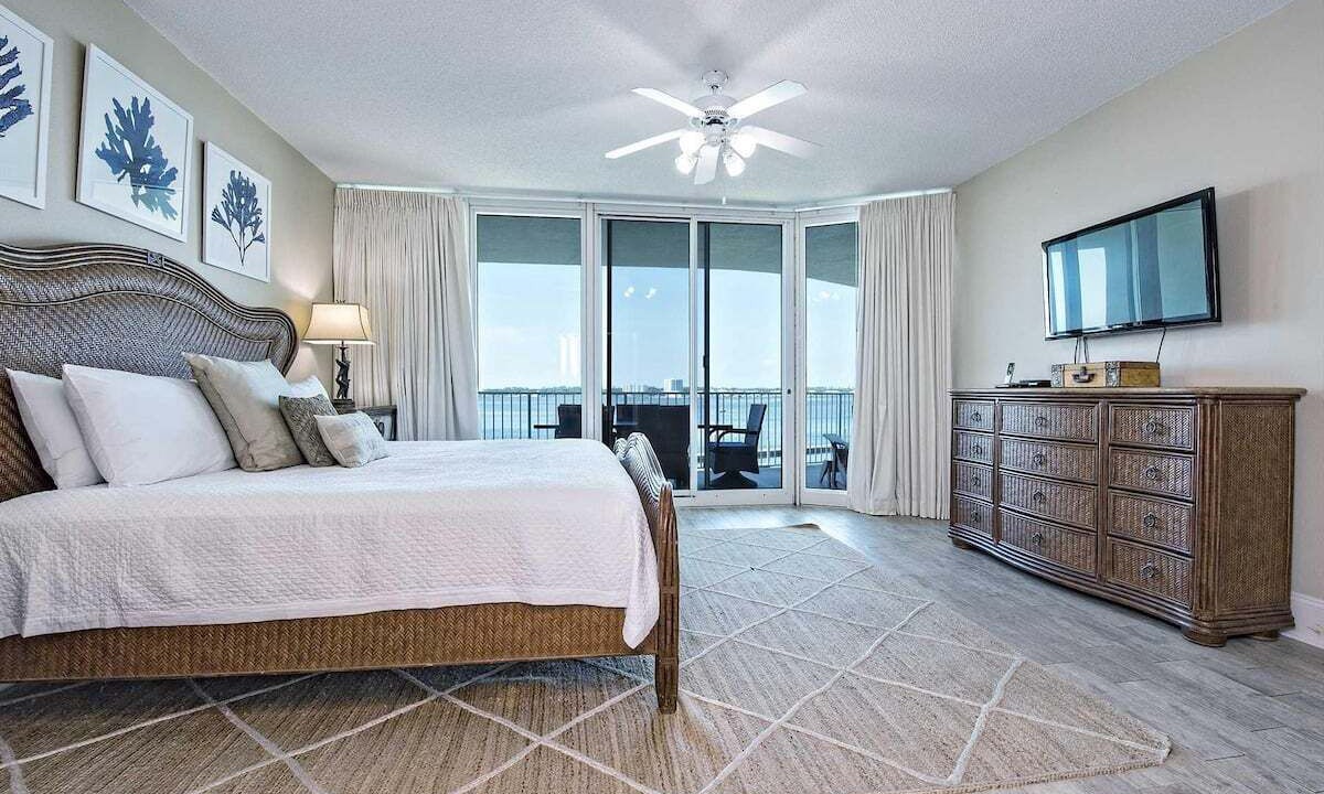 Photo of Bedroom in Orange Beach East