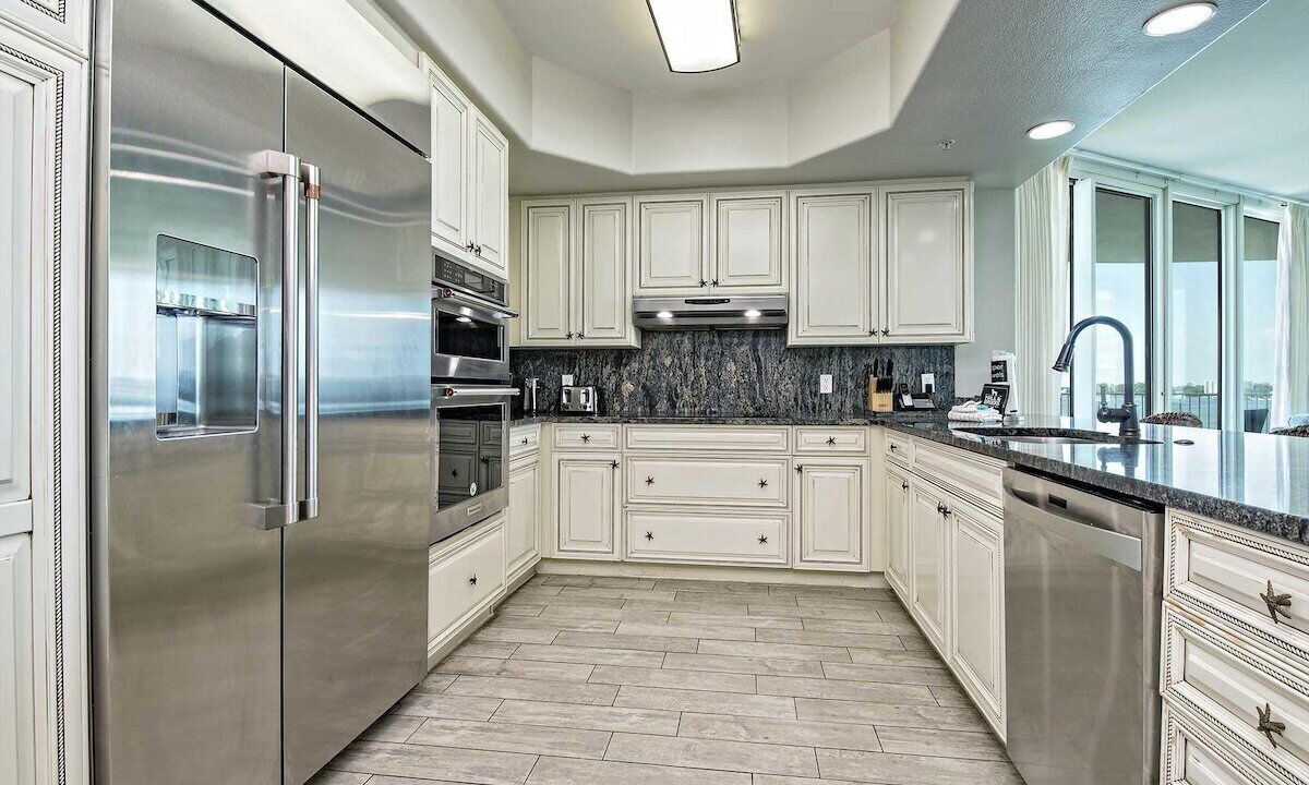 Photo of Kitchen in Orange Beach East
