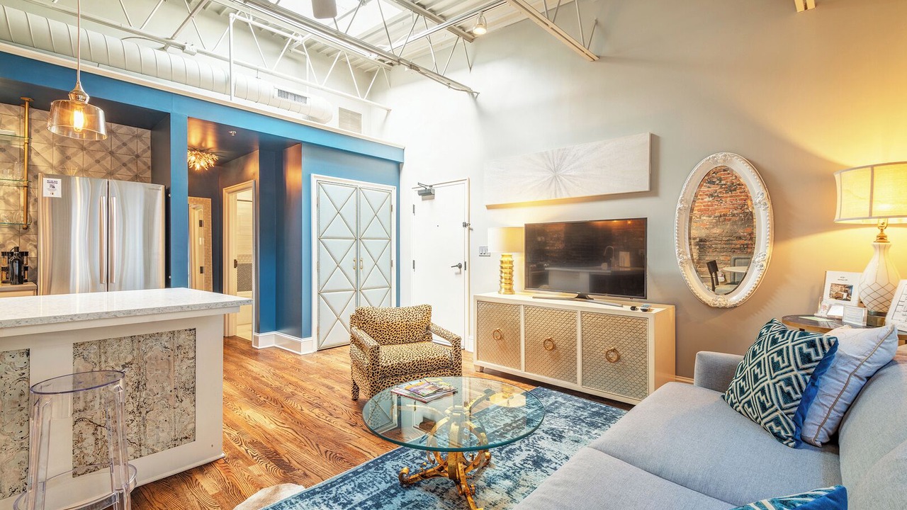 Photo of Livingroom in Downtown Asheville