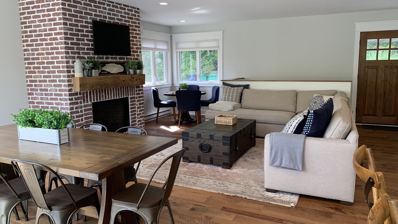 Photo of Livingroom in Holmes