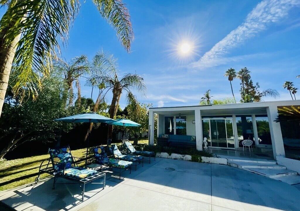 Photo of Patio Balcony in Palm Desert