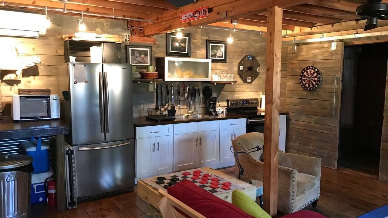 Photo of Bedroom in Montevallo