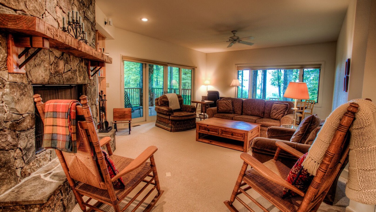 Photo of Livingroom in Mountain Air