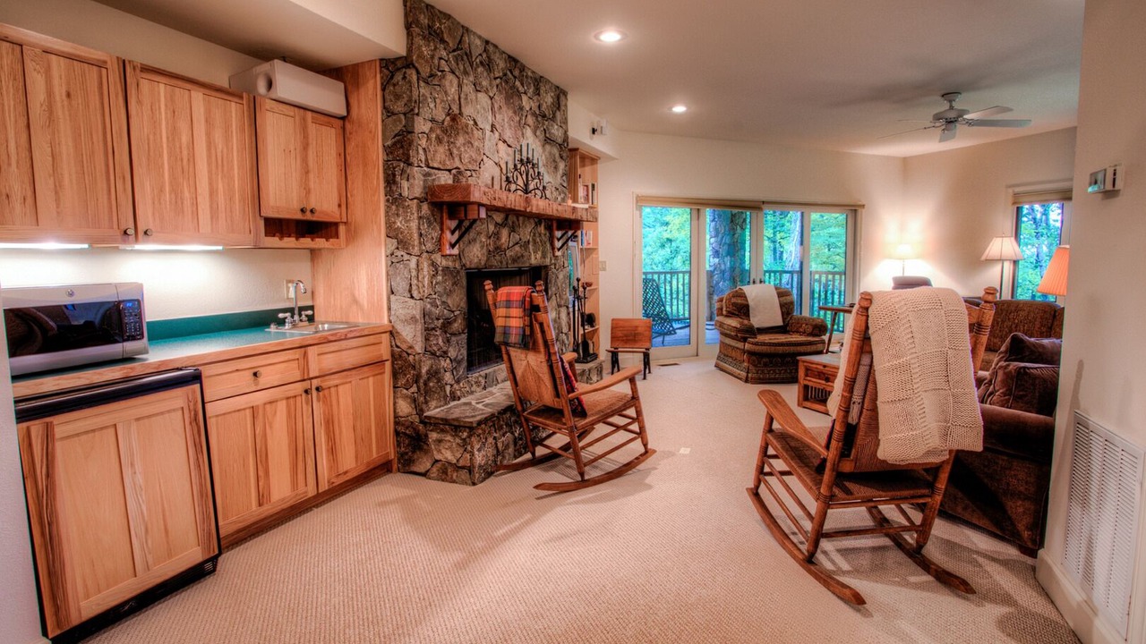 Photo of Livingroom in Mountain Air