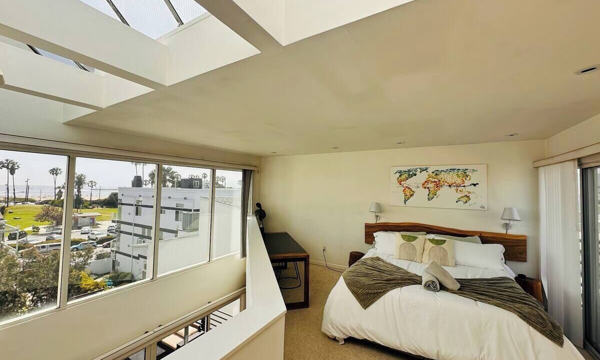 Photo of Bedroom in Playa Del Rey