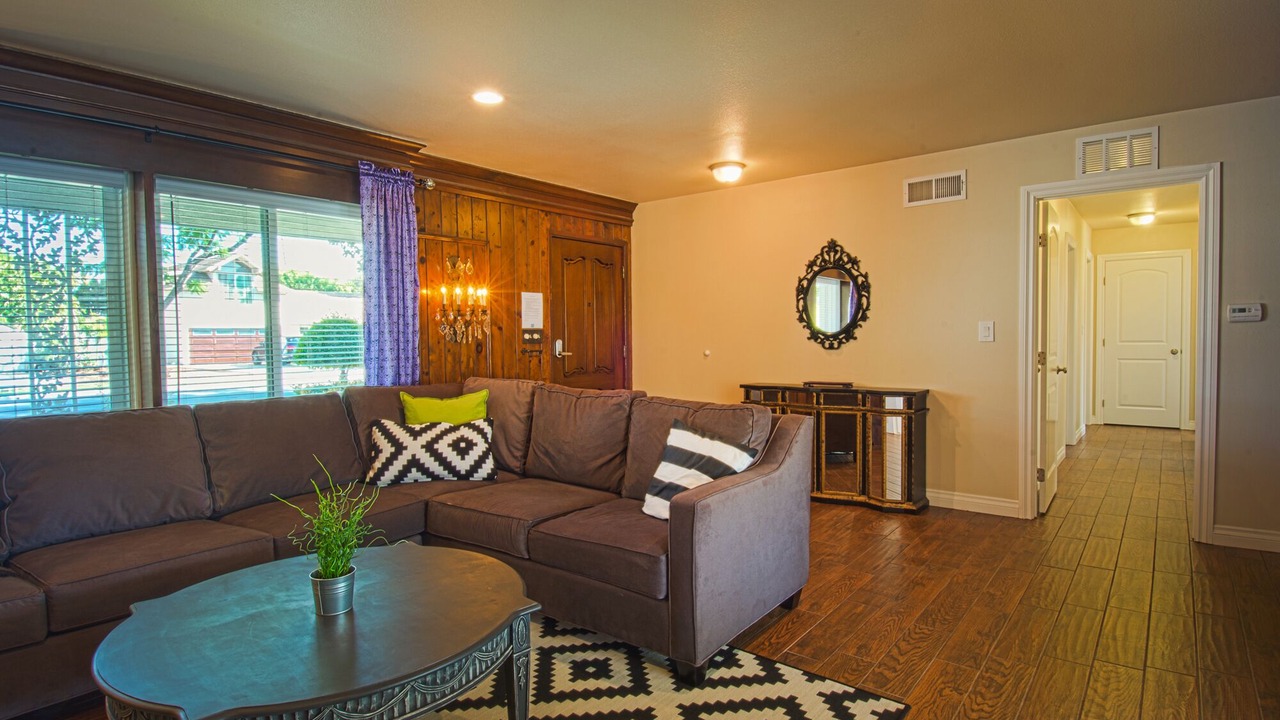 Photo of Bedroom in Northwest Anaheim