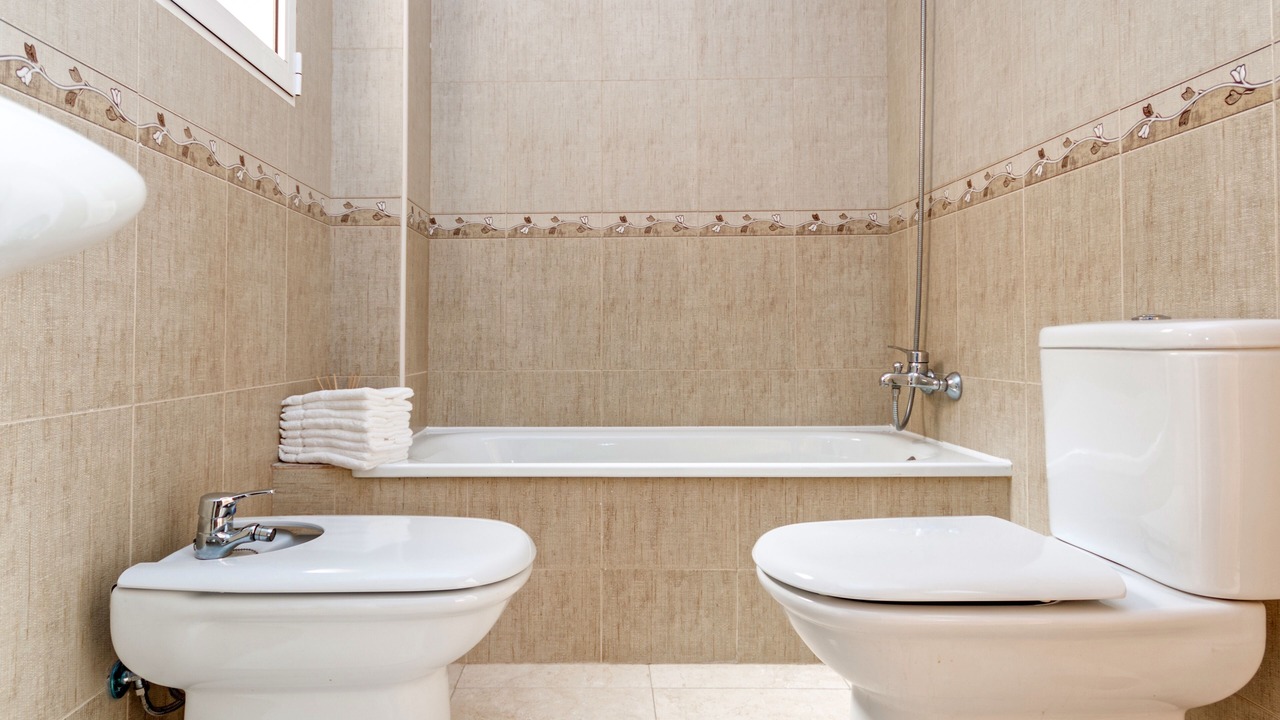 Photo of Bathroom in Jacarilla