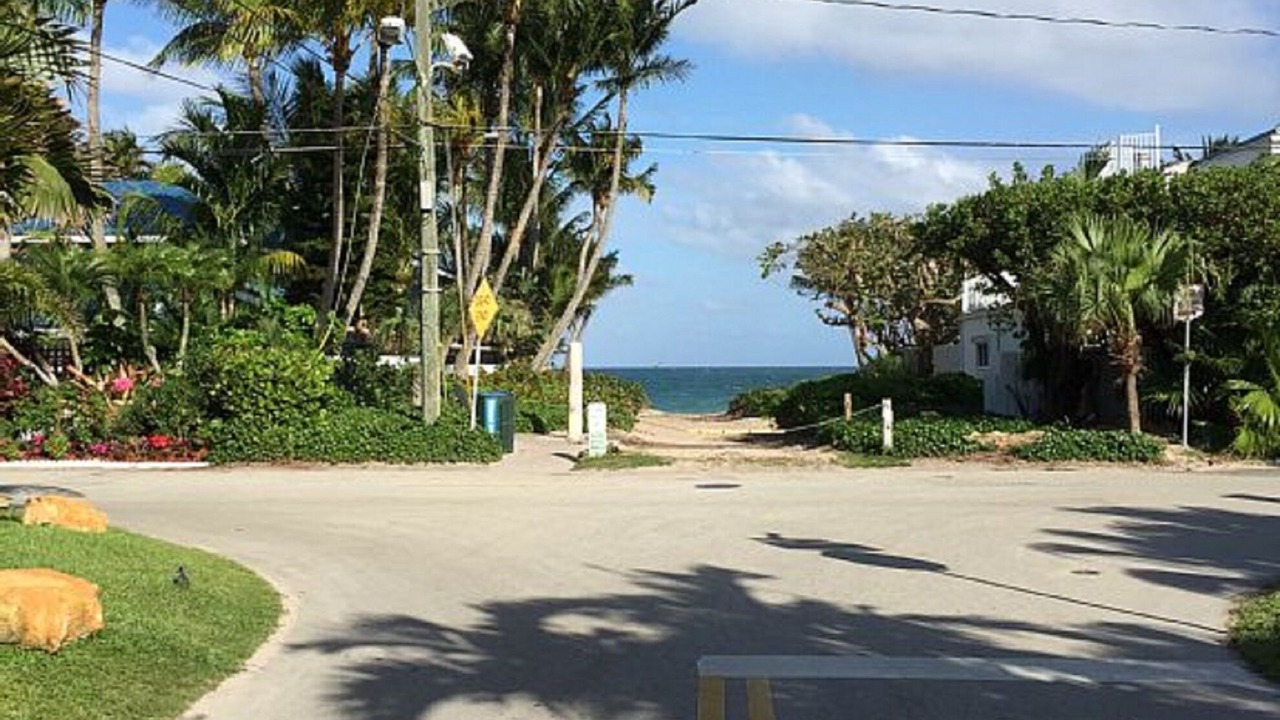 Photo of Others in Lauderdale Beach