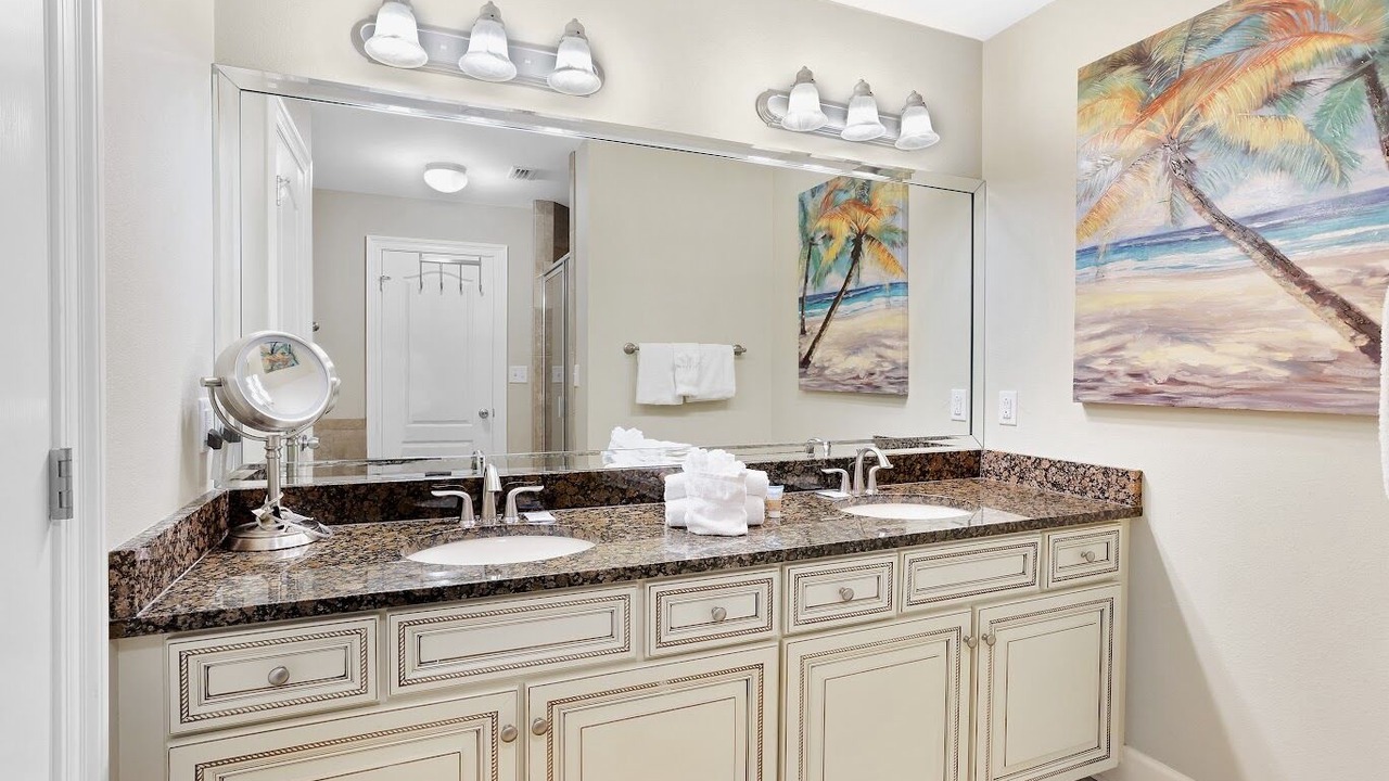 Photo of Bathroom in Orange Beach