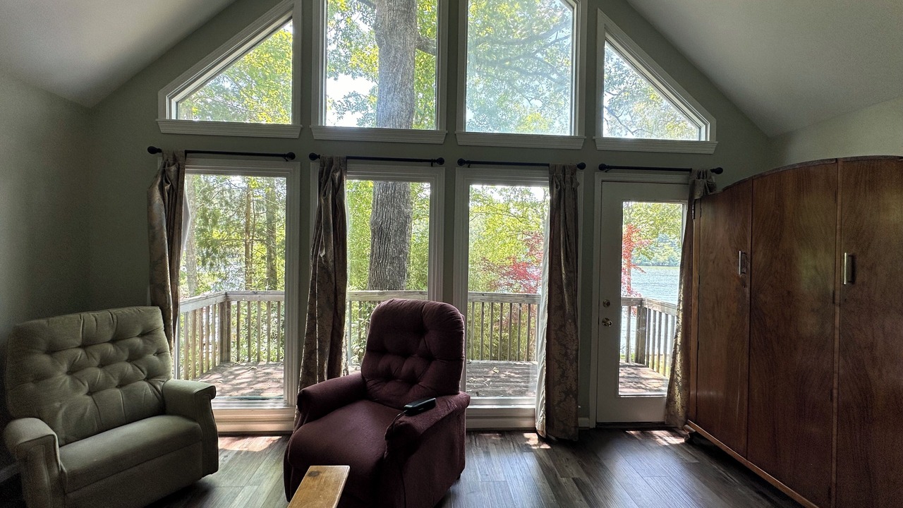 Photo of Livingroom in Shelby