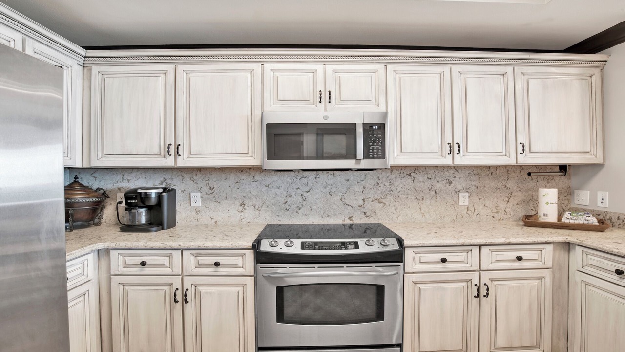 Photo of Kitchen in Orange Beach East