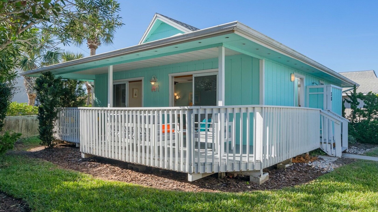 Photo of Outdoor in Surfcrest Village